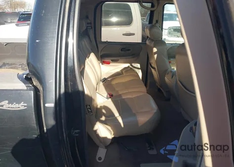 2002 Ford F-150 Lariat/Xlt z USA, uszkodzony, nr VIN 1FTRW07LX2KC79826